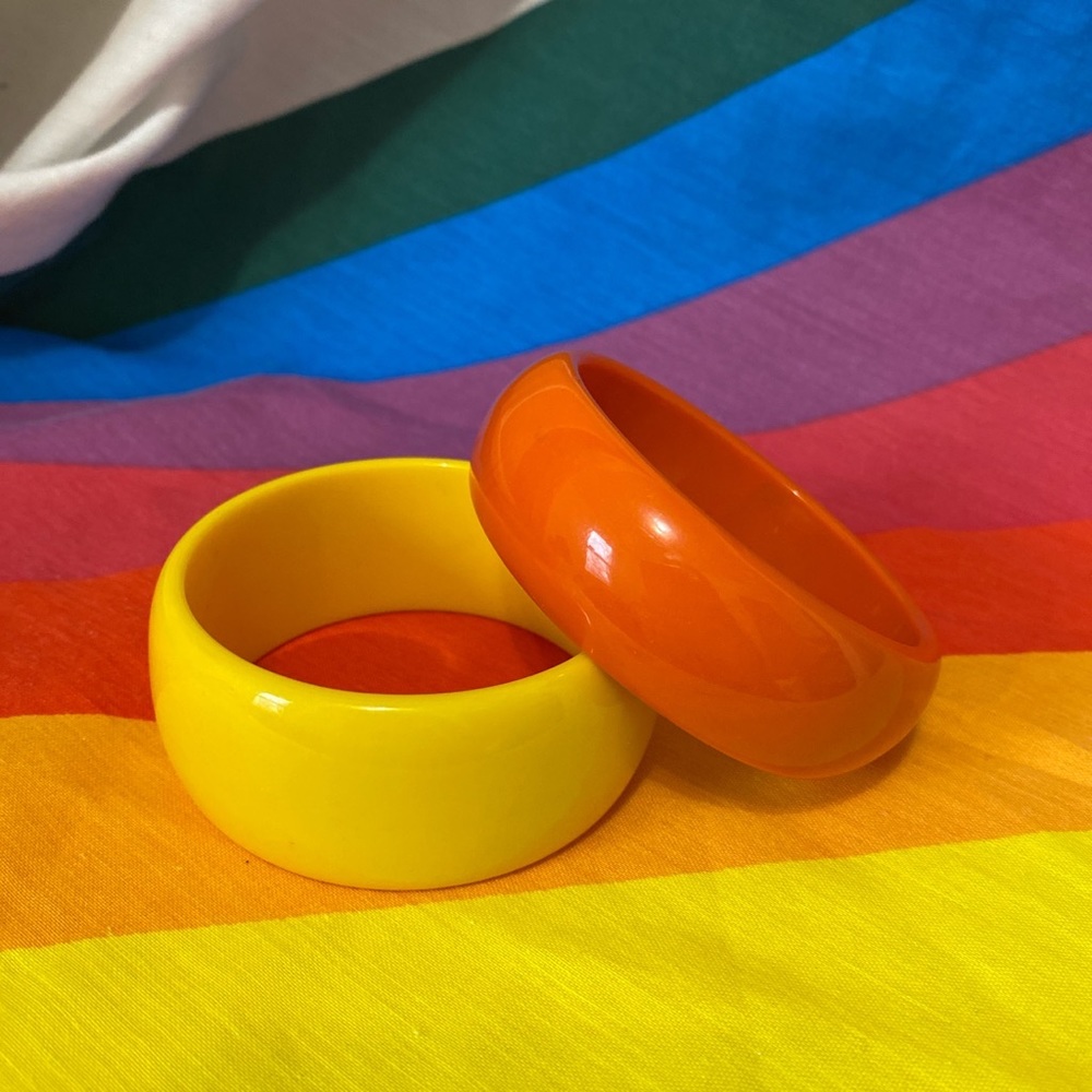 Vintage Bangles 🧡☀️